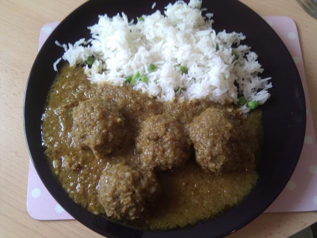 Meatball curry